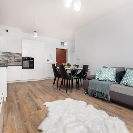 Rakowska 14A 1 Bedroom By Homeprime Warschau Exterior foto
